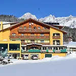 Premium Wanderhotel Steirerhof 4* 슈라드밍